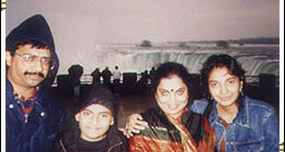 Y.G.M., Sudha, Madhuvanthy and Harshavardhana at Niagra Falls